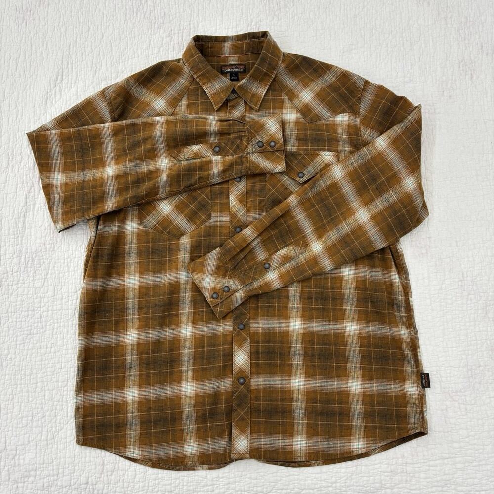 Men’s Patagonia Long-Sleeved Western Snap Shirt Brown size Large